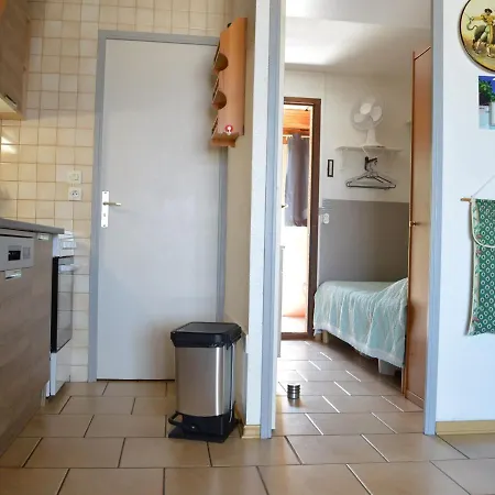 Holiday home Maison Cosy Avec Mezzanine, A 800m De La Plage, 6 Couchages, Terrasse Et Parking Prive - Fr-1-229d-29 *